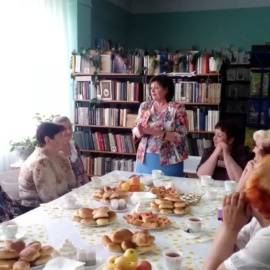 04.10.2018 состоялась праздничная встреча с ветеранами педагогического труда 04.10.2018 состоялась праздничная встреча с ветеранами педагогического труда