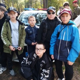 20.09.2024г. Обучающие 5б класса принимали участие в «Школе выживания», проводимой управлением образования на территории «Юность». 20.09.2024г. Обучающие 5б класса принимали участие в «Школе выживания», проводимой управлением образования на территории «Юность».